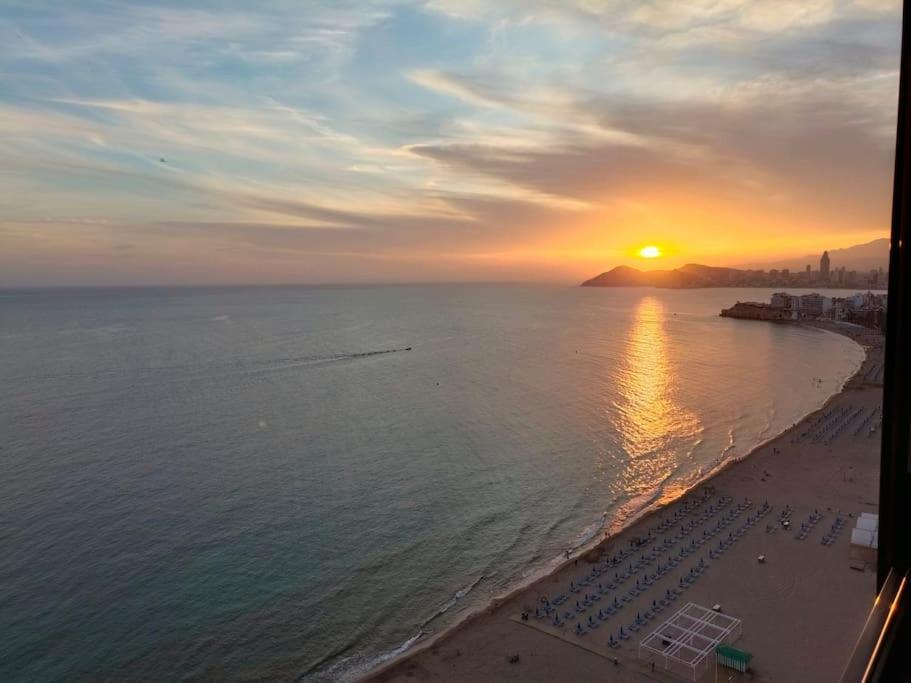 Estupendo Apartamento En Planta 23 Primera Linea Benidorm Exterior foto